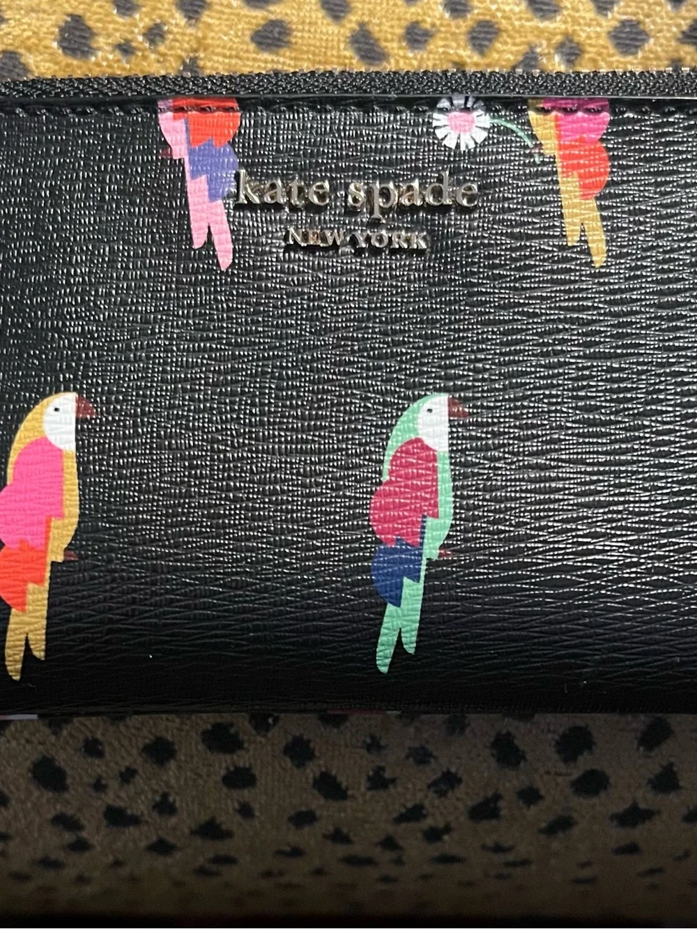 kate spade Black Parrot Print Card Wallet - Picture 1 of 3